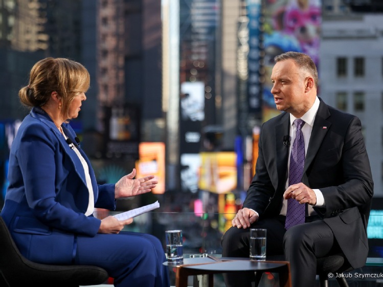 Prezydent Andrzej Duda o zbożu z Ukrainy: "Absolutnie nie możemy ulec"